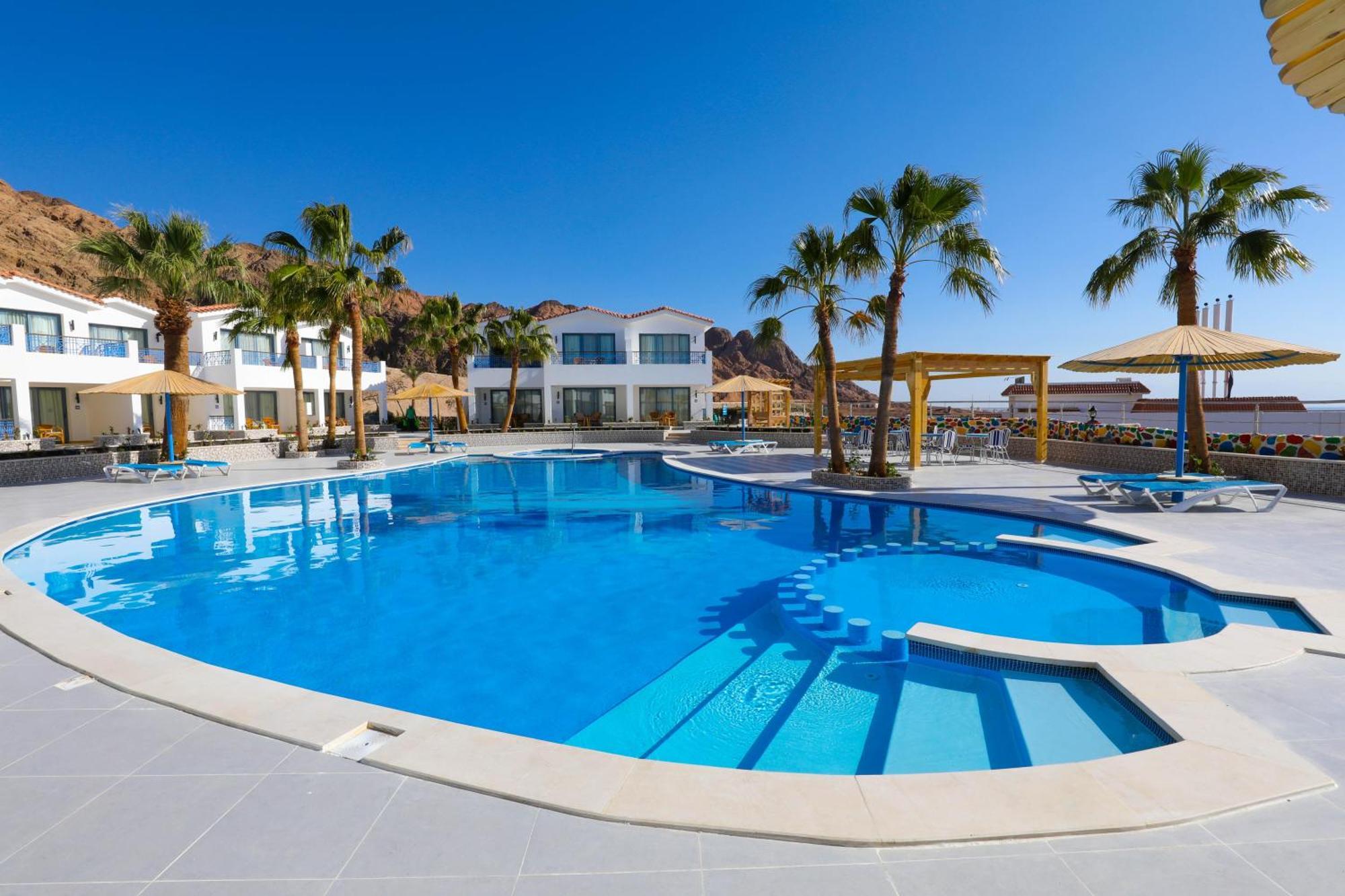 Resort Ecotel Bay View 4*